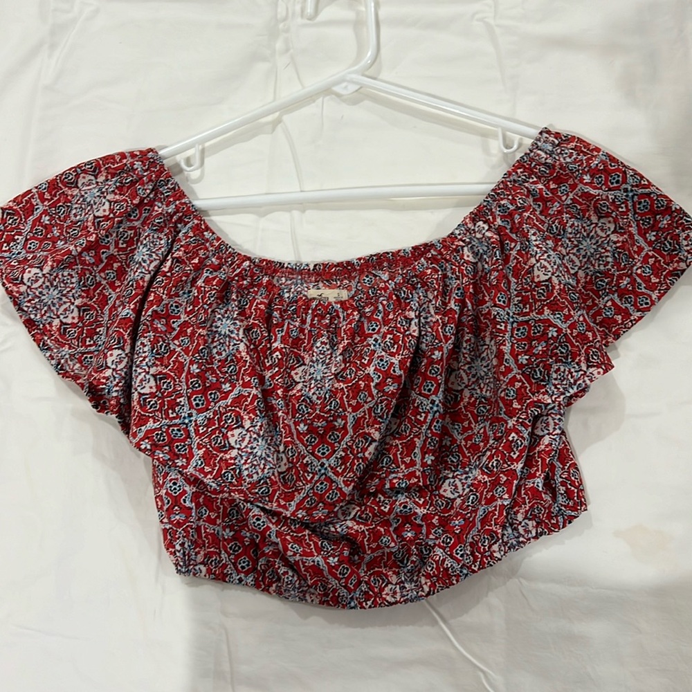 Women’s red off the shoulder mid shirt